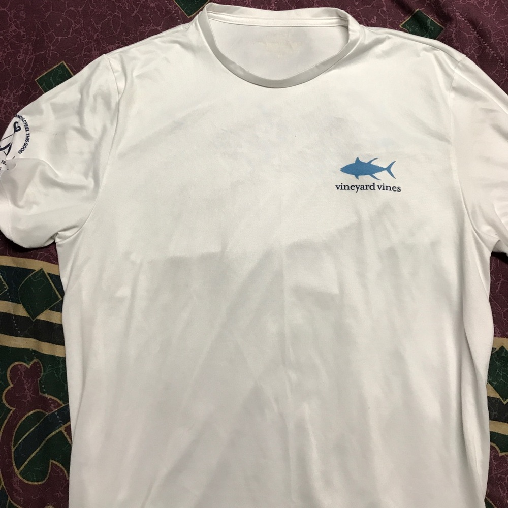 Vineyard vines performance t shirt Size M
