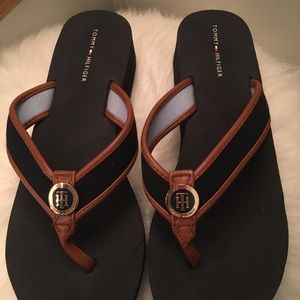 Tommy Hilfiger platform flip flops