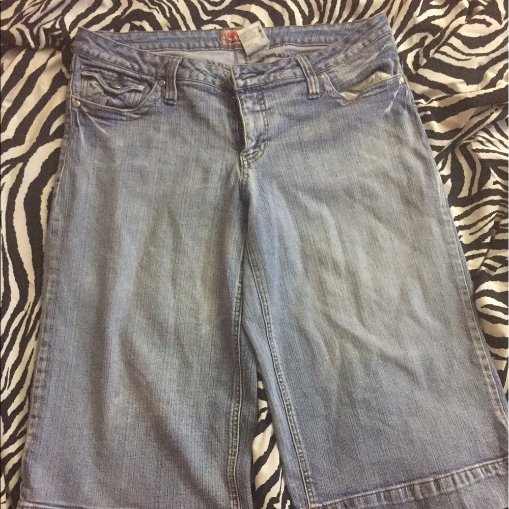 No Boundaries Sz 17 Juniors Capri jeans