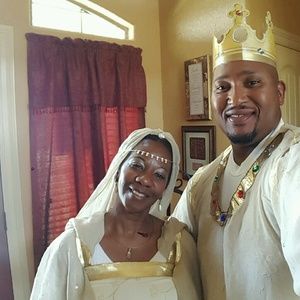 Meet your Posher, Irisha