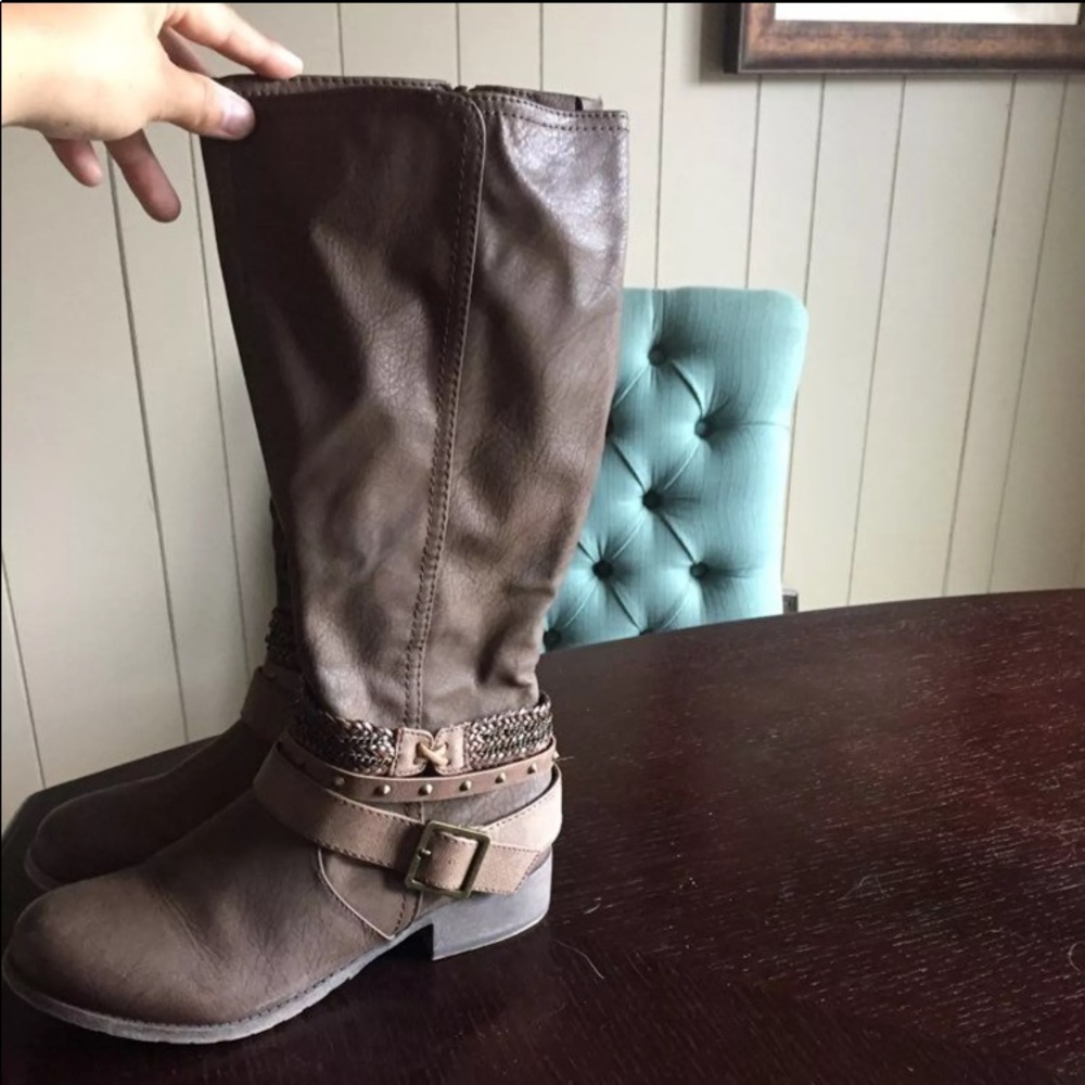 Maurice's Boots