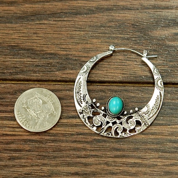 🆕 Vintage Look Turquoise Hoop Earrings - Picture 3 of 3
