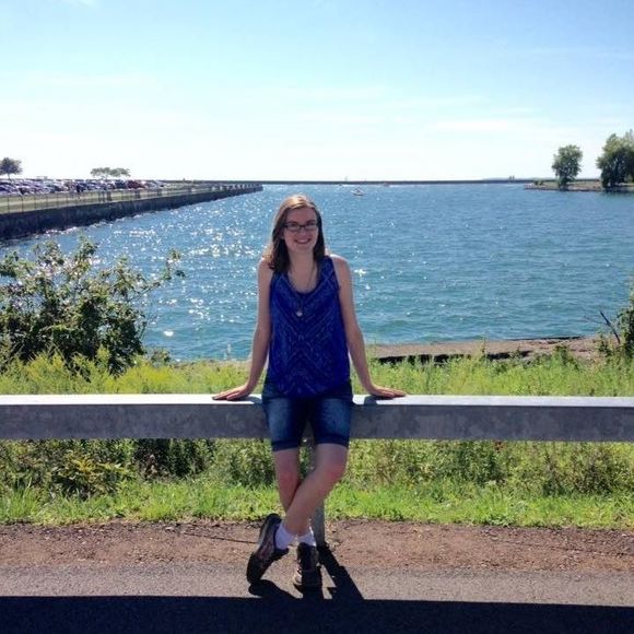 Meet your Posher, Jill - Picture 2 of 7