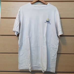 White Vineyard Vines large short sleeve t-shirt