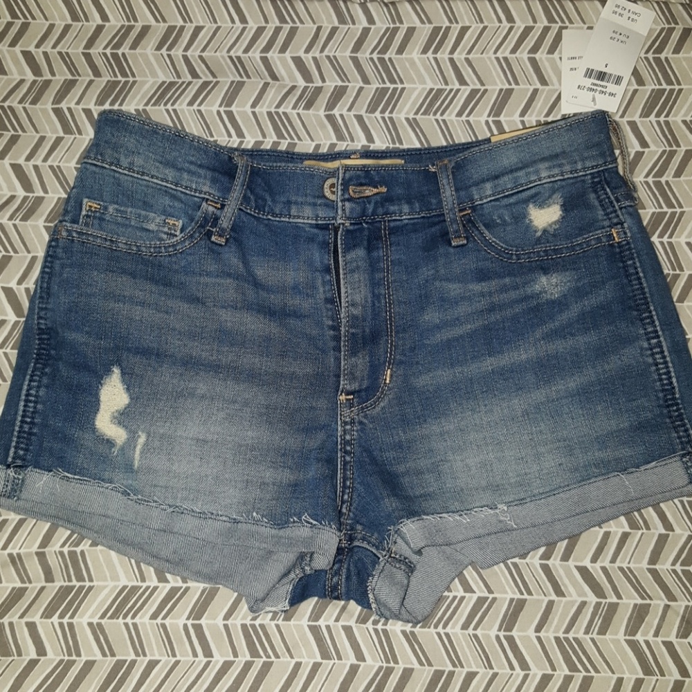 🆕🌞 HOLLISTER Shorts🆕️ WILL DONATE IF NOT SOLD!!