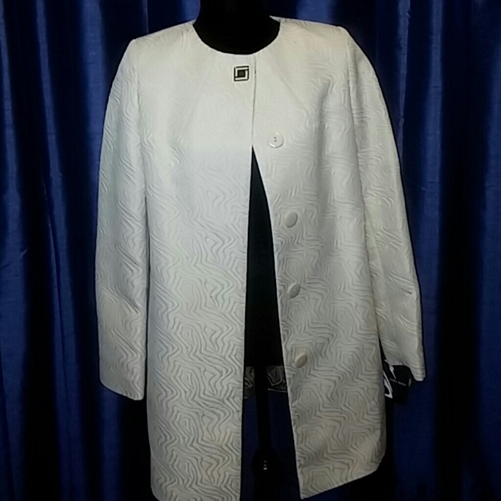 Beautiful Liara Moda Car Coat