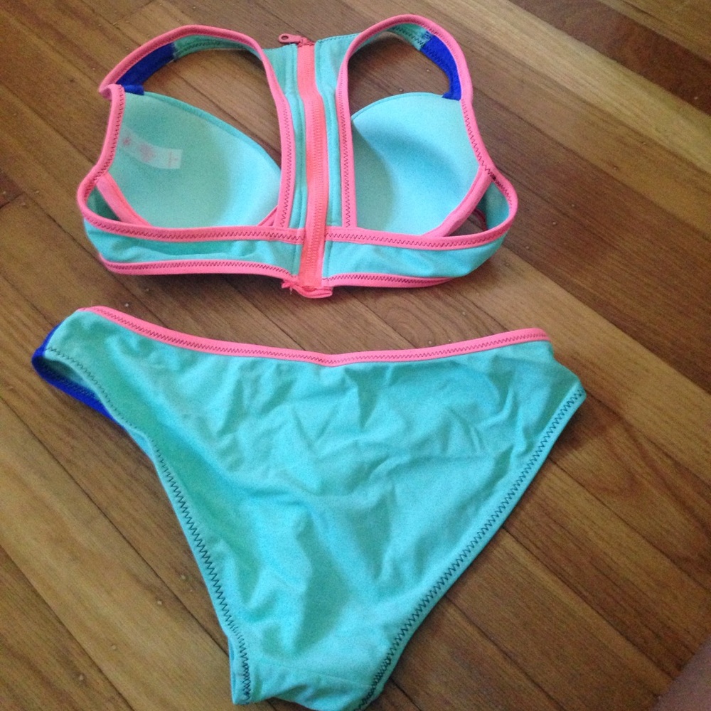 Color block bikini - Picture 2 of 2