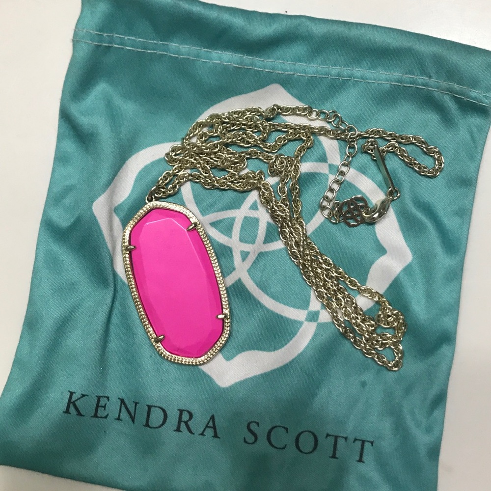 Kendra Scott Rae necklace