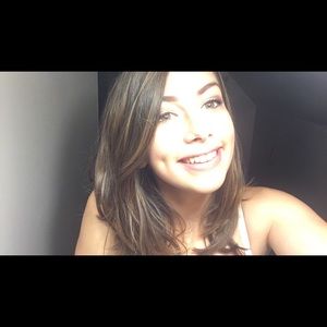 Meet your Posher, Ashlie