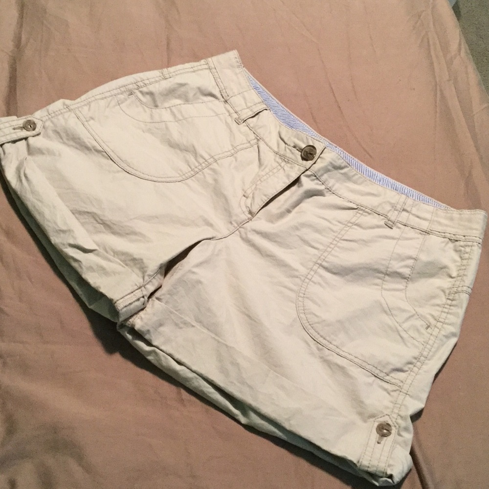 Tan Cuffed Tommy Hilfiger Shorts