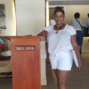 Meet your Posher, Teri