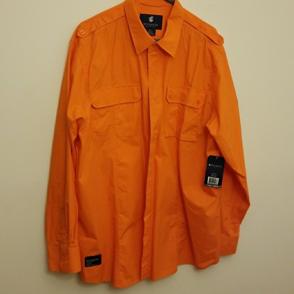 Causal button down dress shirt