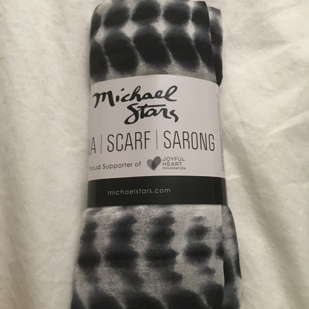 Michael Stars Ruana