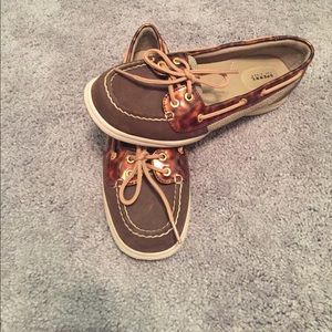 SALE 🔴 SPERRY shoes only worn once!!