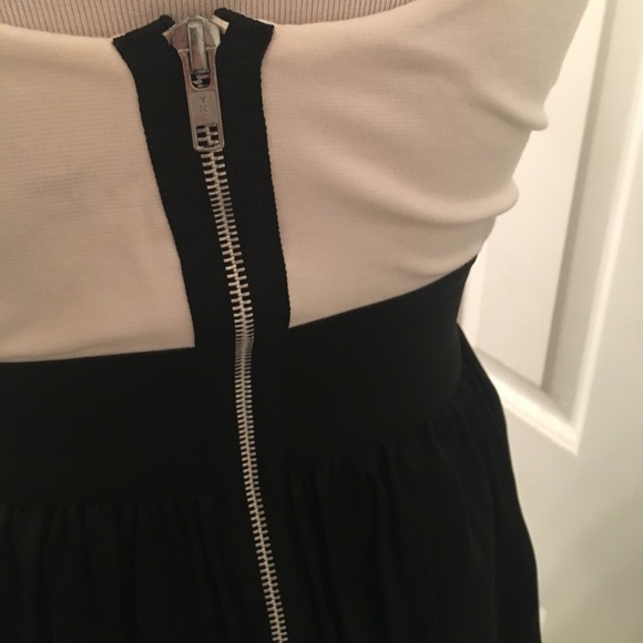 NWT Black and white layer dress - Picture 6 of 8