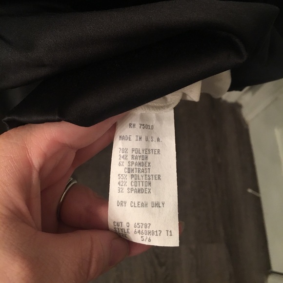 NWT Black and white layer dress - Picture 8 of 8