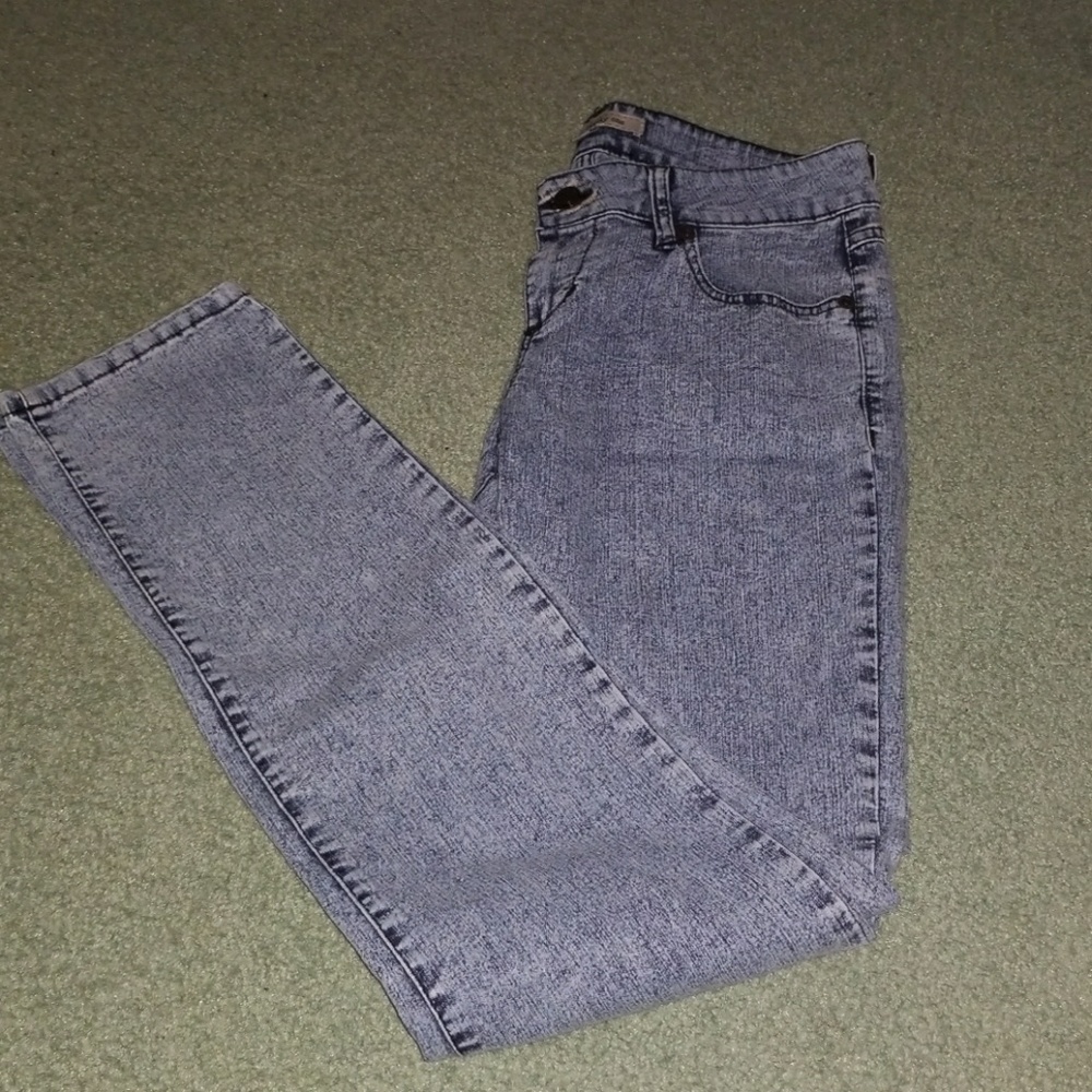 ACID WASH JEGGINGS