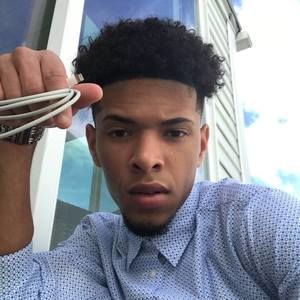 Meet your Posher, Elton