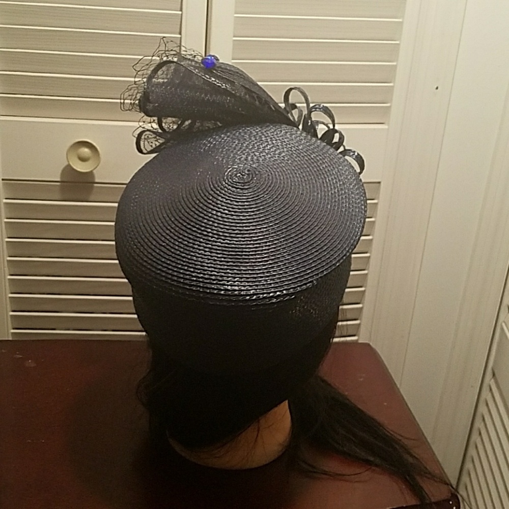 Seductive Navy Hat - Picture 4 of 7
