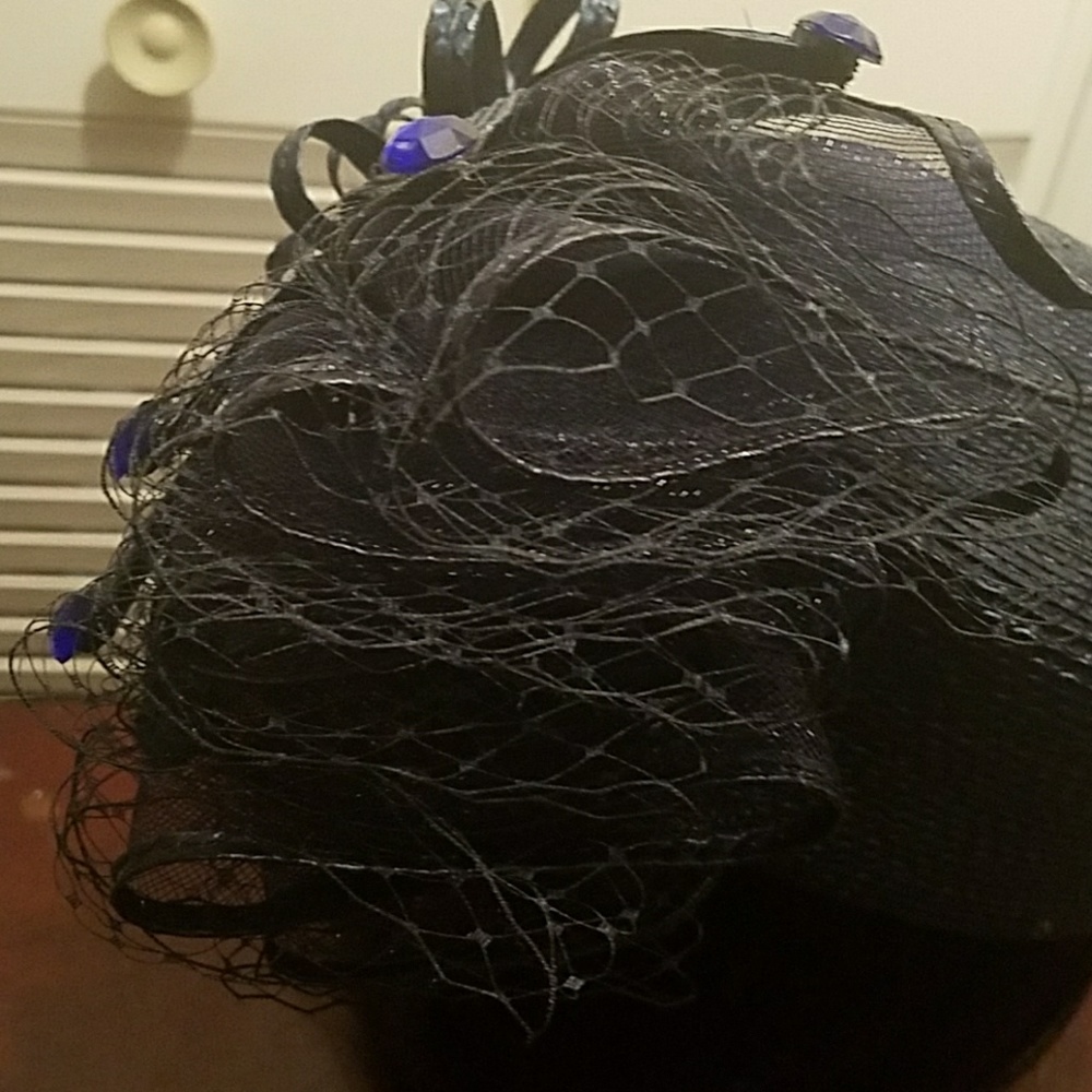Seductive Navy Hat - Picture 6 of 7
