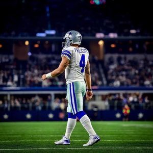 Meet your Posher, Nicky