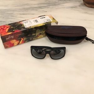NWT Maui Jim longboard sunglasses