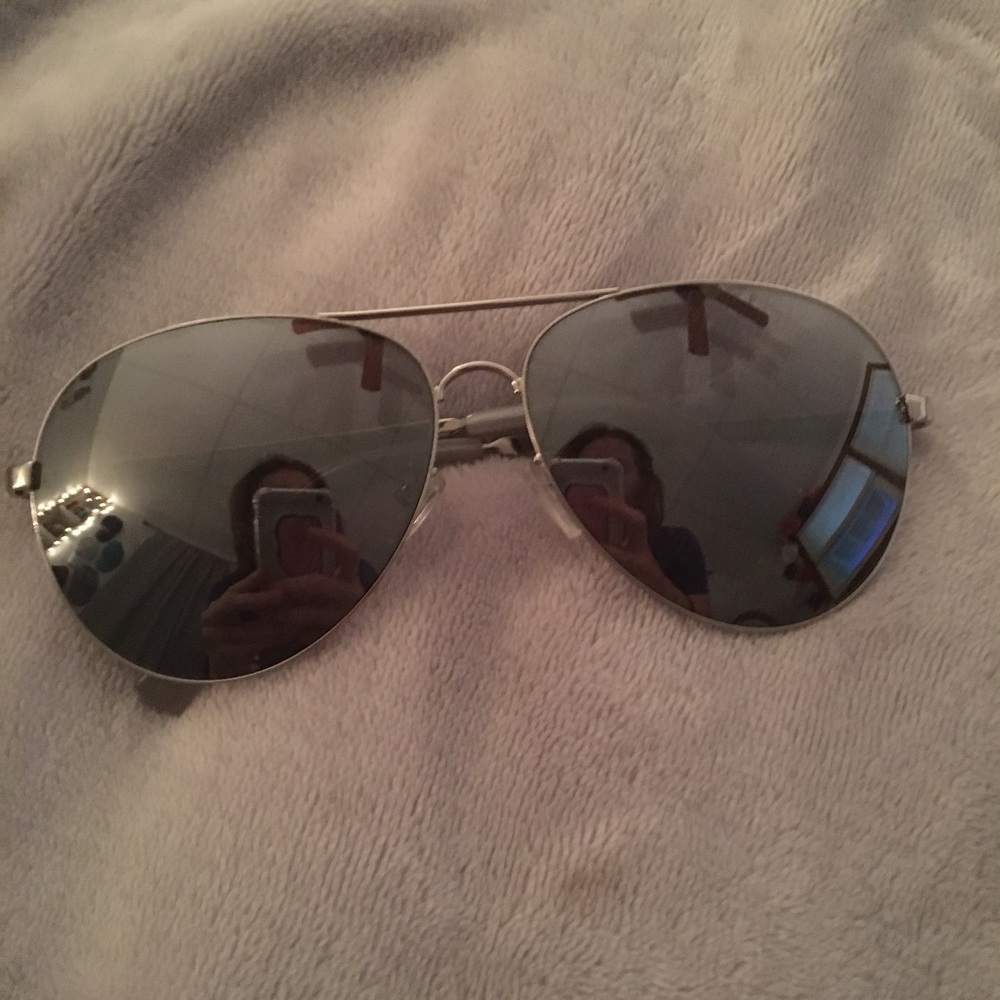 American Eagle mirrored aviator sunglasses