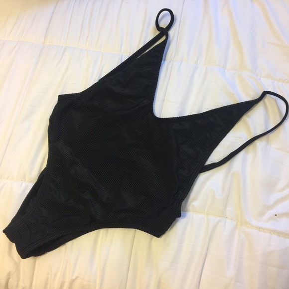 Nasty Gal Swimsuit - Picture 2 of 4