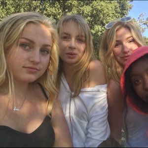 Meet your Posher, Eva