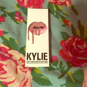 Kylie Cosmetics "Maliboo" Matte Lip Kit