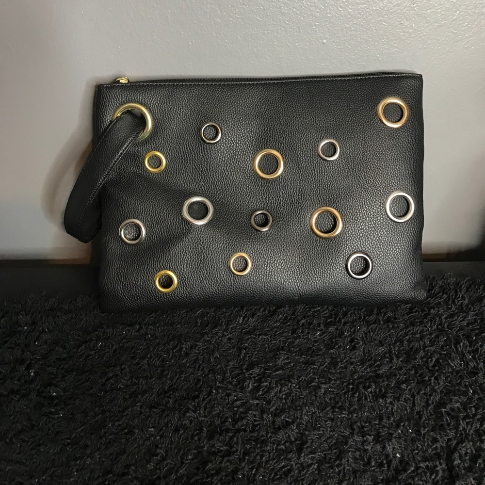 Hardly ever worn