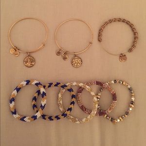 Alex and Ani & Lily and Laura Bracelet Set (8)