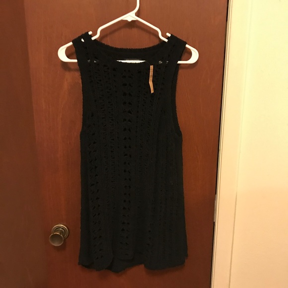 American Eagle Outfitters Tops - American Eagle Black Cut Out Tank