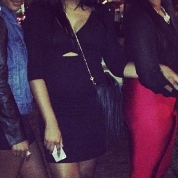 Black midi dress with mid sleeve - Picture 3 of 3