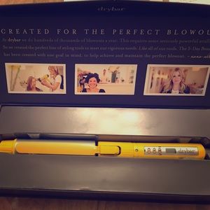 Drybar 3-Day Bender 1.25" Barrel Curling Iron