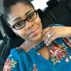 Meet your Posher, Courtney