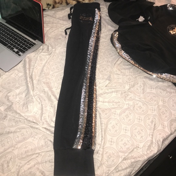 Vs pink bling tracksuit *SOLD* - Picture 3 of 5