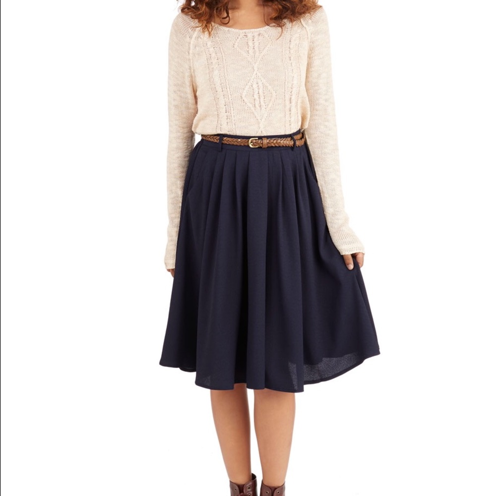 Modcloth Breathtaking Tiger Lilies skirt Navy