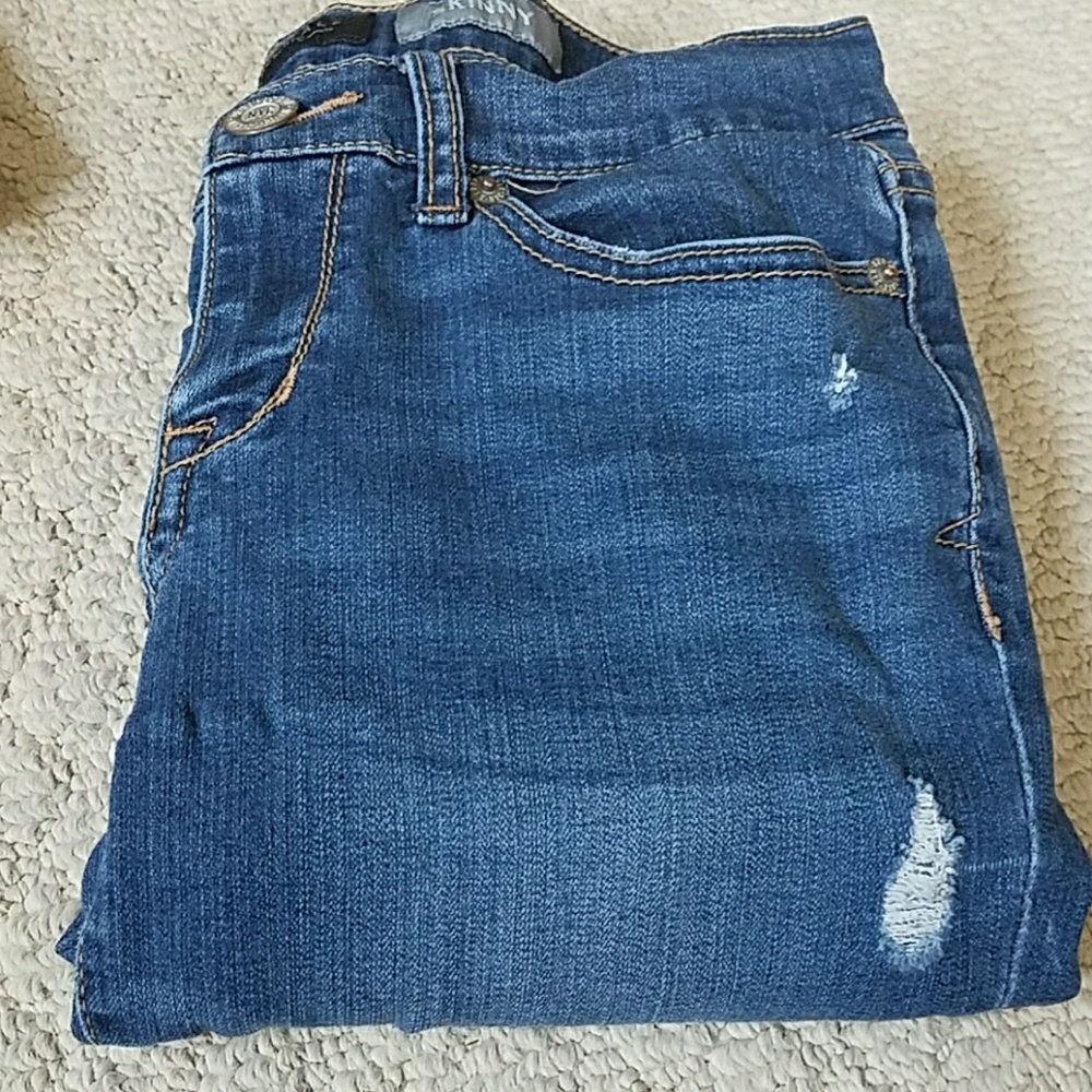 Distressed Skinny Jeans