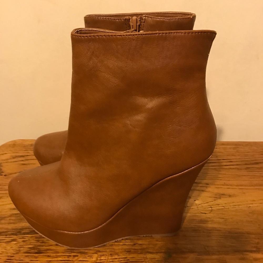 Close Toe Ankle Boots Sz. 6