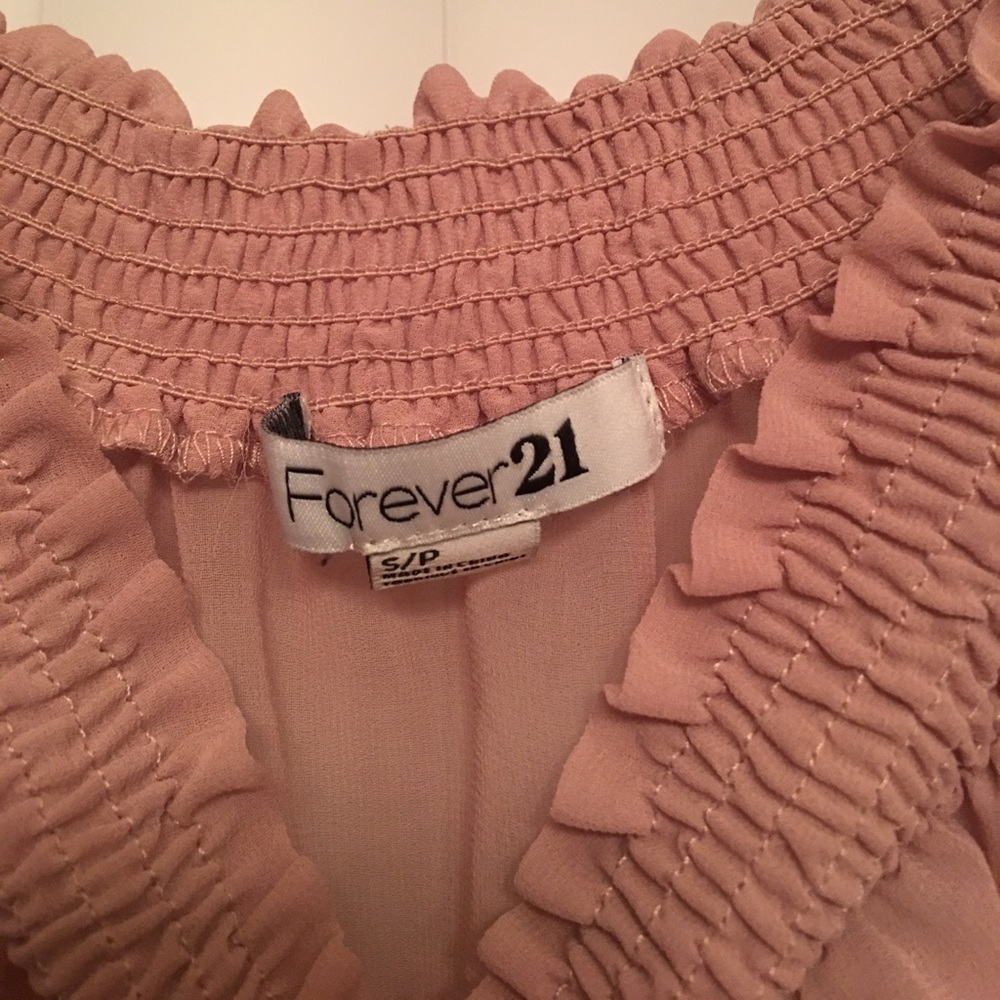 🌸🛍Forever21🛍🌸 - Picture 3 of 7