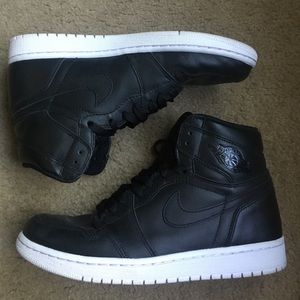 Nike Air Jordan 1 OG High "Cyber Monday"
