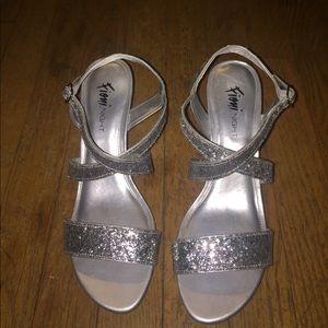 Fioni Night silver sparkly heels