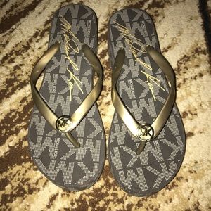 NWT Michael Kors Wedge Flip Flop