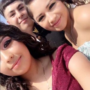 Meet your Posher, Isabel