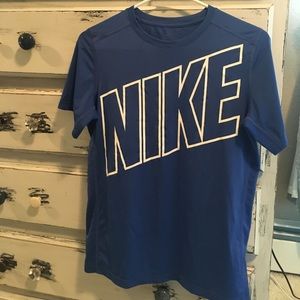 Nike boys dri fit shirt