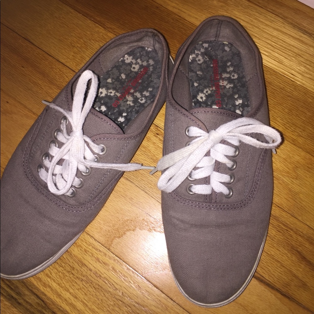 Worn 5 Times Grey Lace Up Sneakers