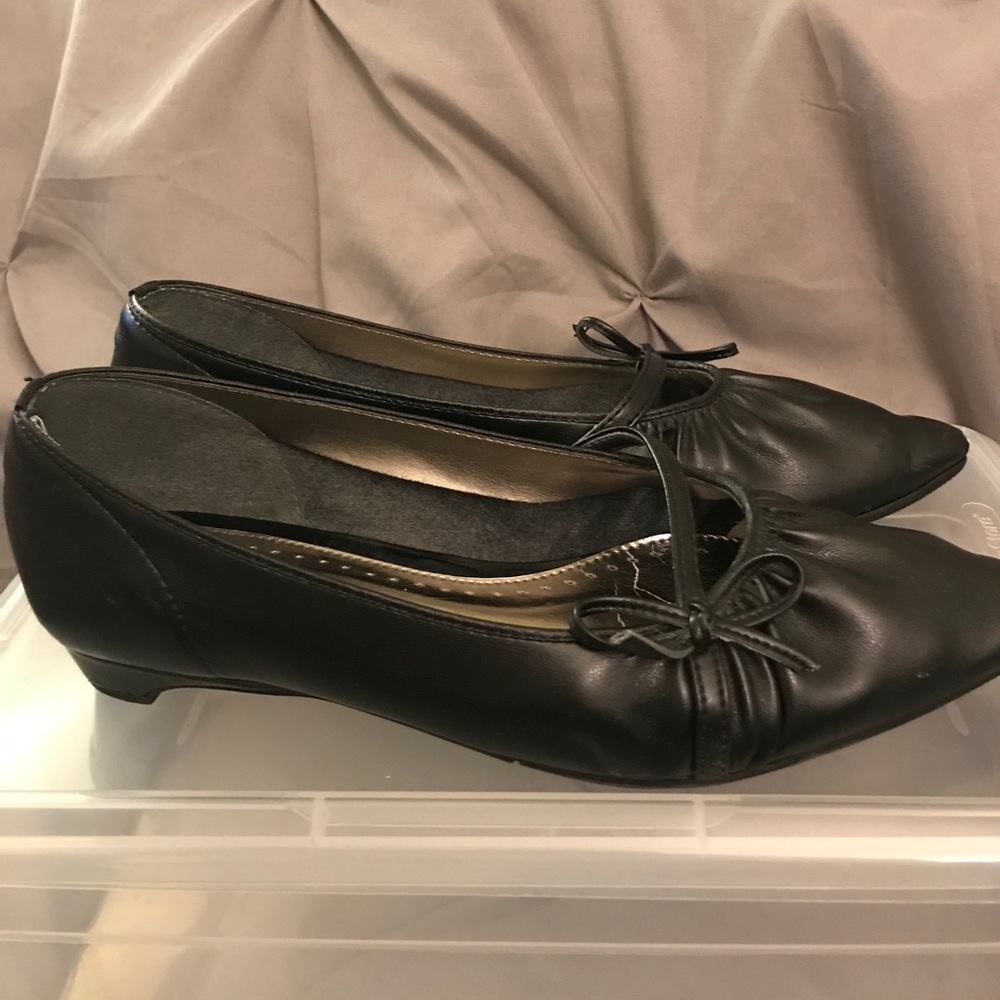 Angenue Japanese Pointed Toe Flats