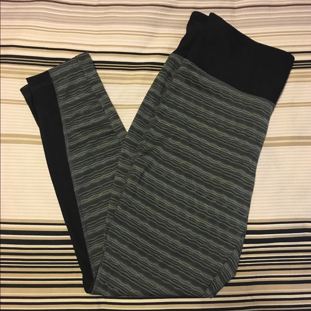 VOGO Athletic Workout Leggings