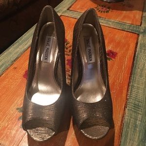 NWOT Steve Madden Platform Wedges